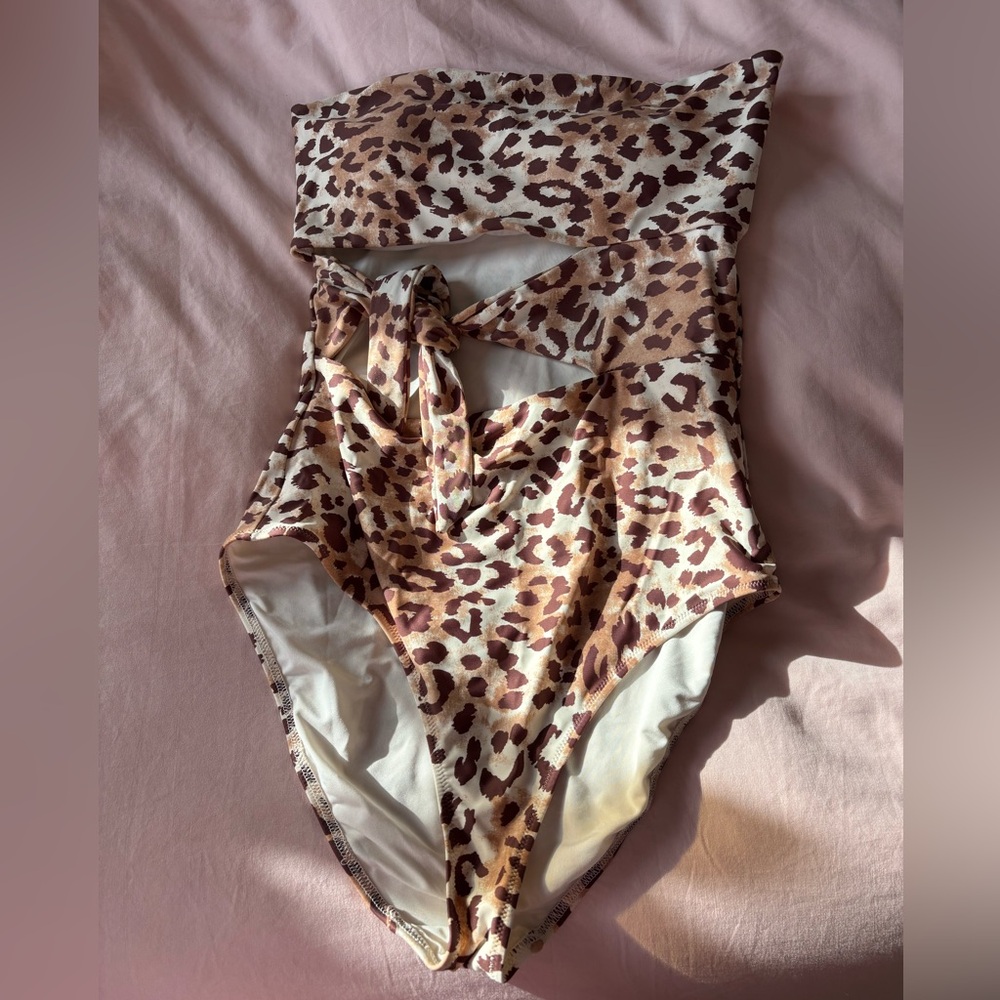 Aerie Cheetah Print Tube One Piece 🐆🤎